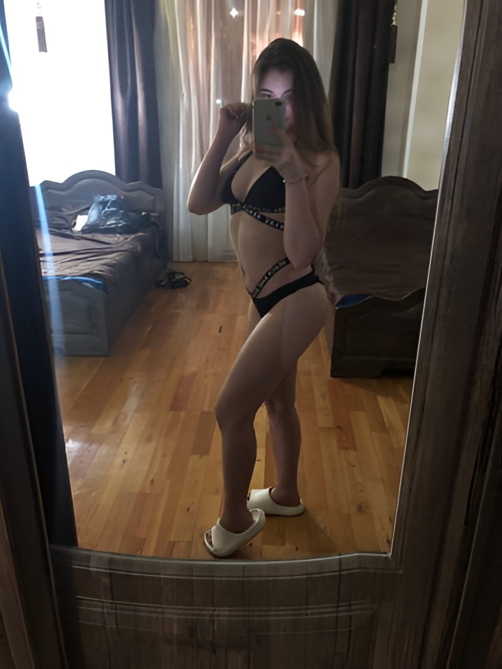 Елизавета привлекательная девушка из Южно-сахалинска цена от 3000 руб