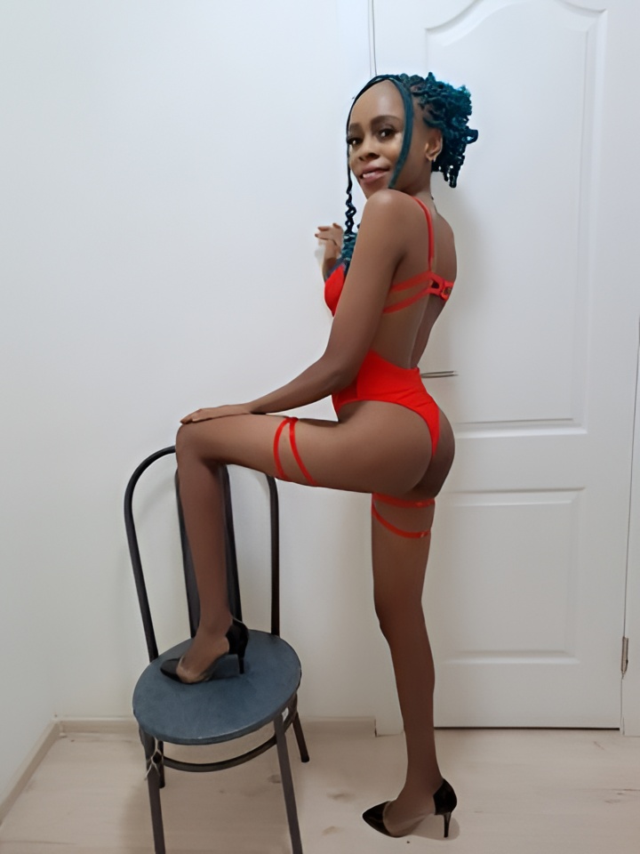 Роза привлекательная девушка из Южно-сахалинска цена от 4000 руб