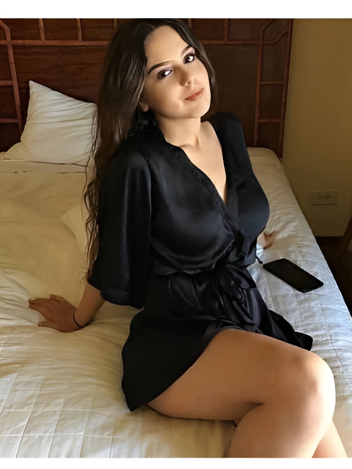 Тая привлекательная девушка из Южно-сахалинска цена от 10000 руб