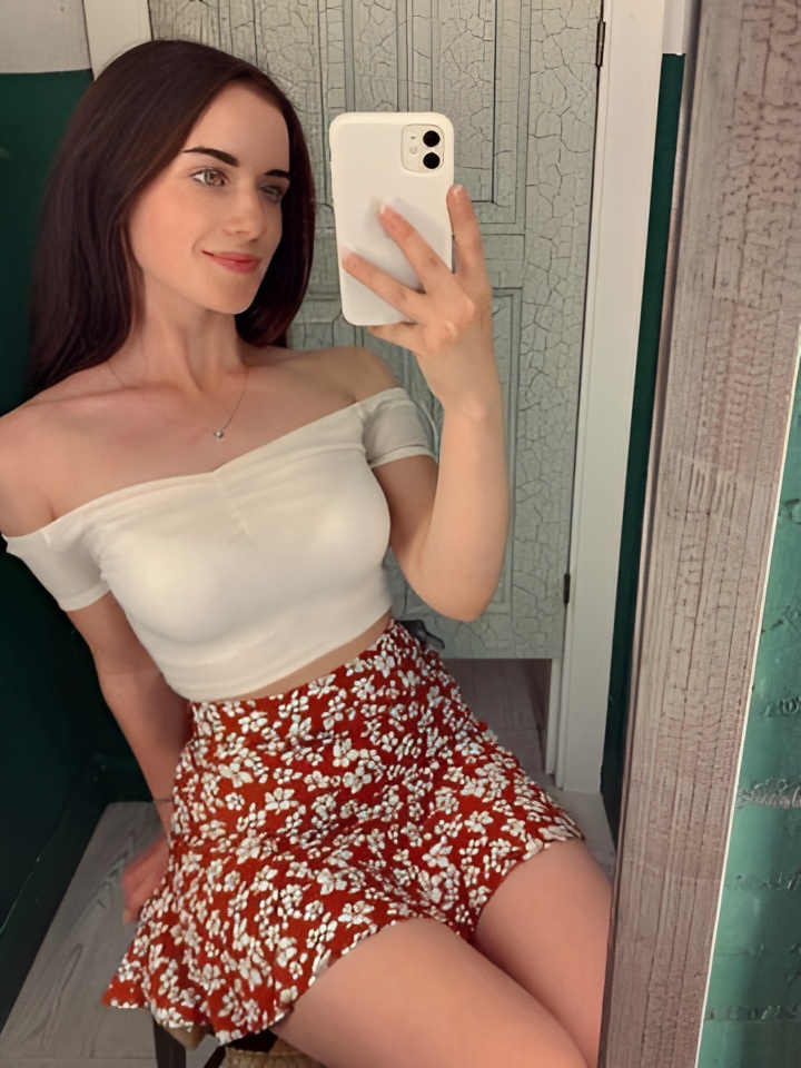 Ядвига привлекательная девушка из Южно-сахалинска цена от 1500 руб